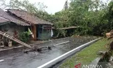 Petugas Berupaya Buka Kembali Jalur Penghubung Wilayah Selatan Cianjur