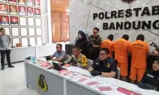 ASN Gadungan di Bandung, Tipu Pengusaha Ponsel Hingga Ratusan Juta