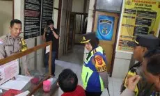 Kapolresta Cirebon Kunjungi Sejumlah Polsek Jajaran, Cek Pelayanan Publik dan Beri Motivasi Kerja Kepada Anggota