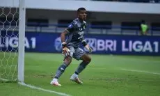 Persib vs Bali United, Ajang Pembuktian 2 Kiper Terbaik Super League