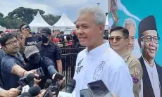 Ganjar Pranowo Puji Antusiasme dan Militansi Masyarakat yang Hadiri Hajatan Rakyat di Lapangan Tegallega Bandung