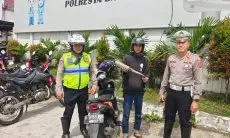 Satlantas Polresta Bandung Tindak Pemilik Motor dengan  Knalpot Tidak Sesuai Spesifikasi Teknis