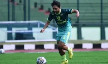 Persib Kembali Pinjamkan Adzikry Fadlilah ke Persijap untuk Musim 2026/2027