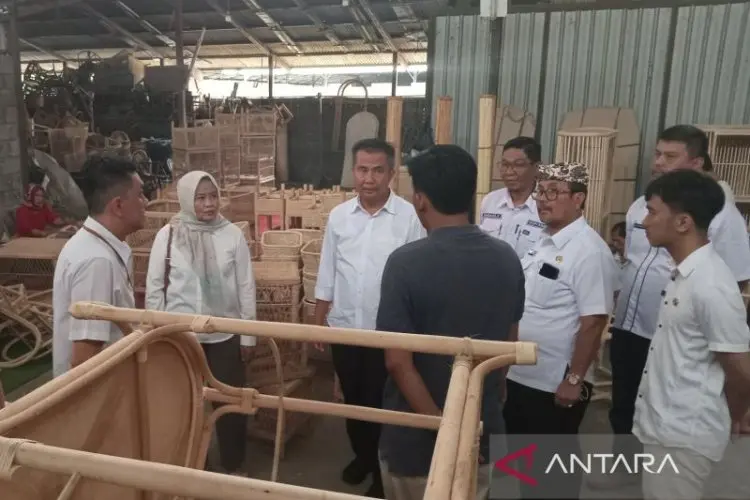 Pemprov Jabar Bidik ASEAN dan Timur Tengah Ekspor Mebel Rotan