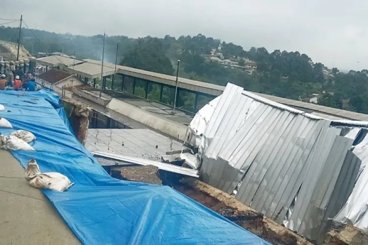 Tembok Tergerus Longsor, Gedung Stasiun Maseng Rusak