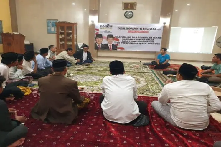 Puluhan Ribu Barisan Ajengan Anom Jawa Barat Dukung Prabowo-Gibran di Pilpres 2024