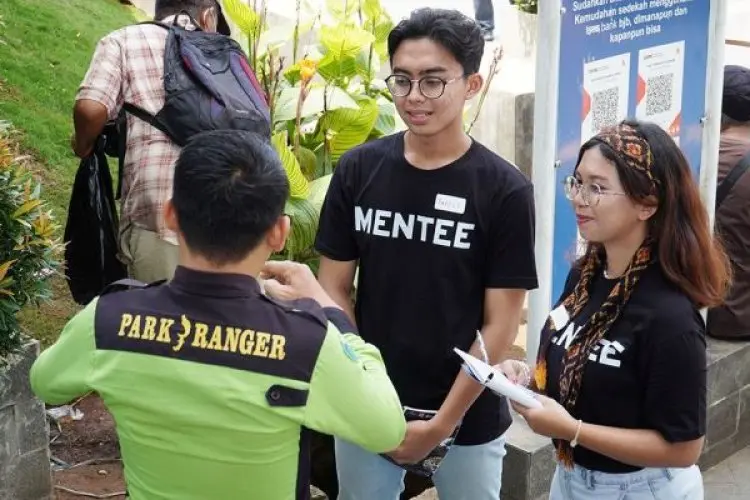 Bima Arya Paparkan Arti Kepemimpinan kepada Peserta Project 100