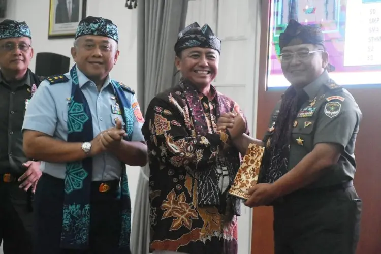 Brigjen TNI Tatang Subarna Ajak Diaspora Jangan Lupakan Kampung Halaman