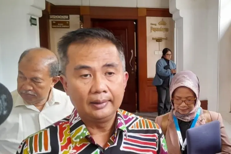 Bey Machmudin Imbau Kabupaten/Kota Segera Distribusikan Bantuan Pangan Beras