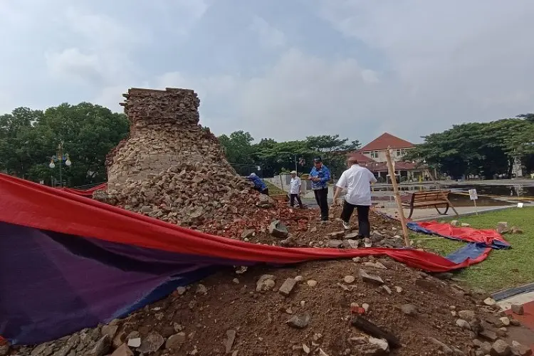BPK RI Segera Audit Ambruknya Gapura, Sekda Minta DLH Siapkan Dokumen