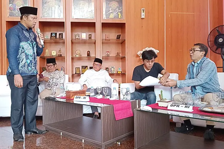 Fadli Zon Cs Desak Presiden Jokowi Buka Morotarium Parsial CDOB Bogor Barat
