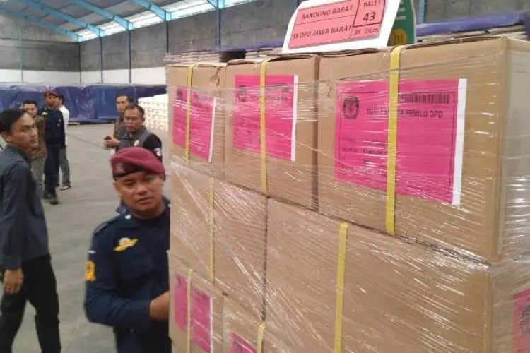 Distribusi Logistik Pemilu 2024 Mulai Dilakukan, KPU KBB Mulai dari Daerah Pelosok 