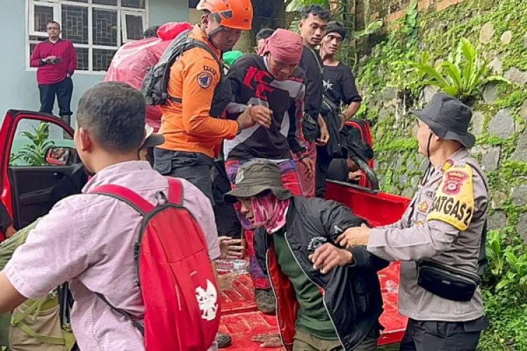 16 Orang Peziarah Tersesat di TNGPP Lantaran Ingin Cari Mustika