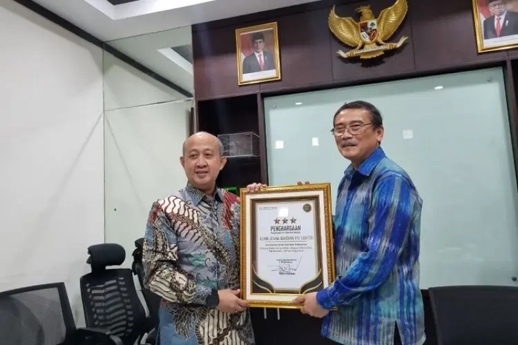 Komitmen Klinik Utama Bandung Eye Center Komitmen Dukung Transformasi Digital Program
