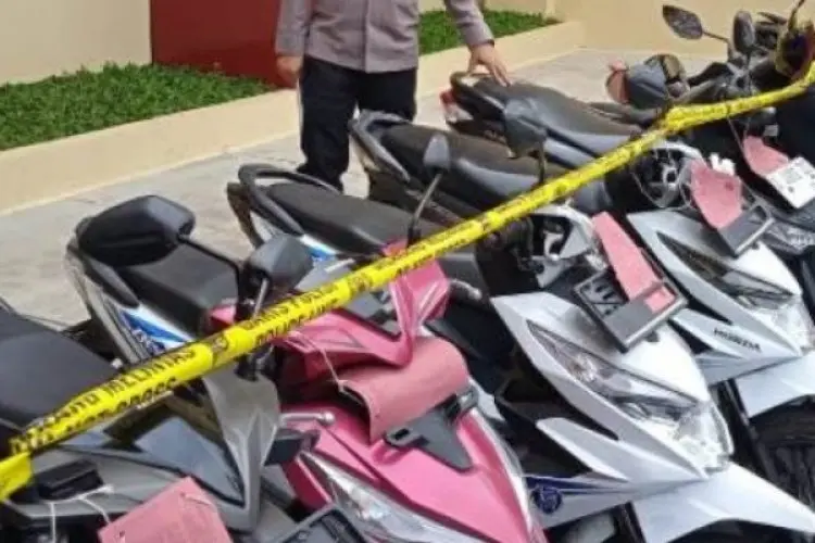 Dua Pelaku Curanmor di Jalan Caladi Kota Bandung Babak Belur Dihajar Warga