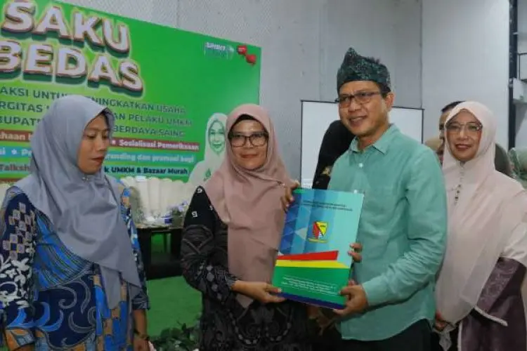 Berantas Bank Emok, Pemkab Bandung Luncurkan Program Pinjaman Dana Bergulir Tanpa Bunga dan Tanpa Jaminan