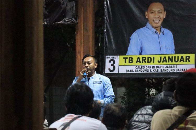 Iis Rosita Dewi Alihkan Dukungan ke Tb Ardi Januar