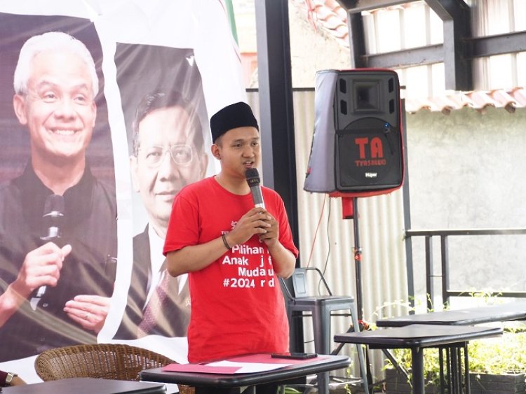 Ratusan Tunas Muda Jawa Barat Deklarasikan Dukungan Untuk Ganjar Mahfud
