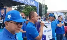 Zulkifli Hasan Serahkan KTA PAN dan Tunjuk Dedie A Rachim Jadi Cawalkot Bogor