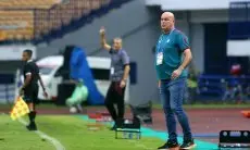 Bojan Hodak Soroti Pengembangan Pemain Muda di Indonesia