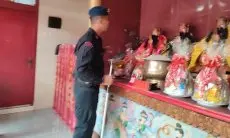 Amankan Perayaan Imlek 2575, Porestabes Bandung Sisir Vihara Bersama Jibom Brimob 