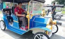 Taman Parkir Sumber Hadirkan Kereta Kencana Listrik