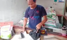 Gegara Beras Langka di KBB, Pedagang Pasar di Batujajar Sedih Banyak Pembeli Hanya Mampu Beli Setengah Kilo
