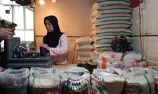 Harga Pangan Selasa 25 Agustus 2025, Beras Premium Turun, Harga Beras Miskin Malah Naik