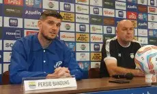 Nick Kuipers Bertekad Membawa Persib Raih Kemenangan Hadapi PSIS Semarang