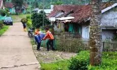 BPBD Jabar Siapkan Terpal untuk Warga Terdampak di Kertasari 