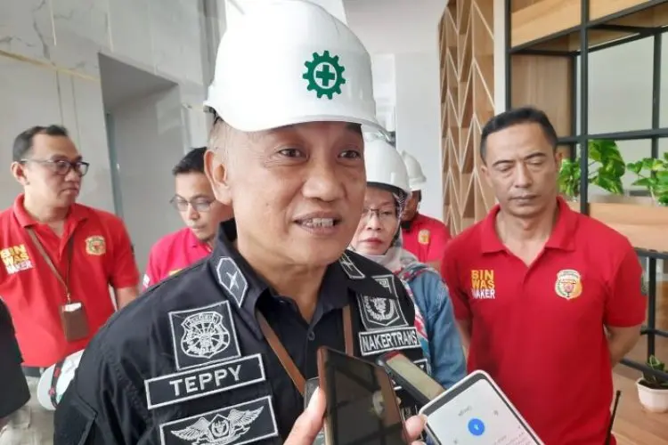 Disnakertrans Jabar Uji Riksa Kelayakan Elevator di Lingkungan Pemprov