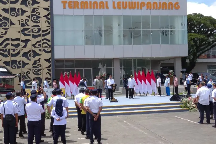 Menhub Klaim Terminal Leuwipanjang Jadi Role Model di Indonesia