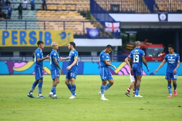 Imbang Lawan Persis Solo, Bojan Hodak Liburkan Skuad Persib Bandung