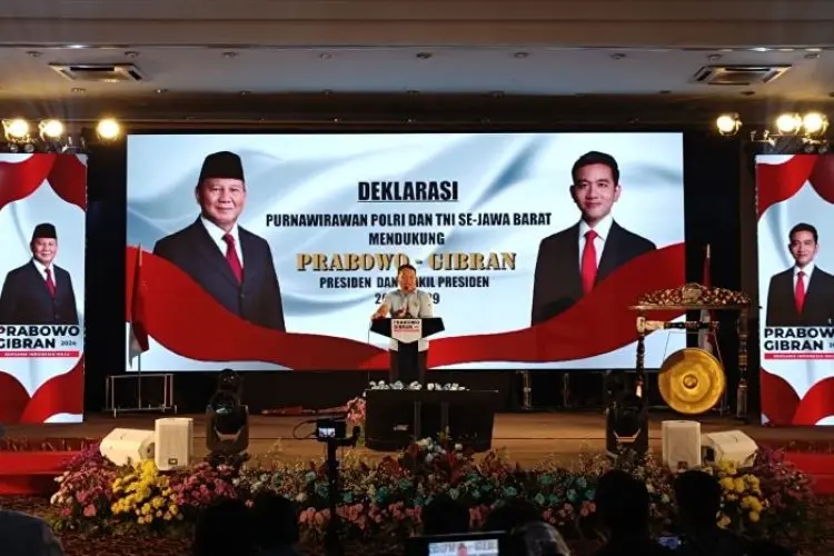 Mantan KSAD Dudung Serukan Dukungan Ke Prabowo Gibran Dihadapan Ribuan Purnawirawan TNI Polri