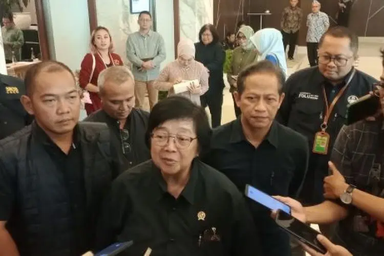 Menteri LHK Minta Ananda Untuk Ajak Generasi Muda Tanam 25 Pohon Seumur Hidupnya