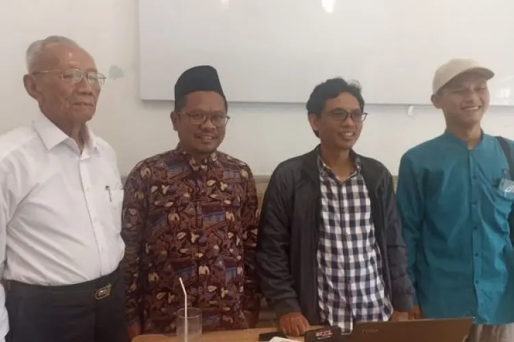Petisi Masyarakat Cirebon Desak Presiden Tidak Salahgunakan Kekuasaan untuk Kepentingan Politik Praktis