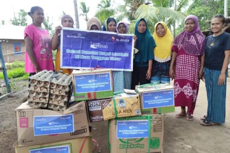 Gunung Lewotobi Nusa Tenggara Timur Erupsi, XL Axiata Salurkan Bantuan untuk Warga