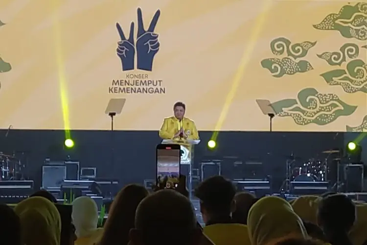 Rebut Kembali Kemenangan di Tanah Pasundan, Airlangga Hartarto: Dari Bandung Kita Serukan, Mari Bung Rebut Kembali