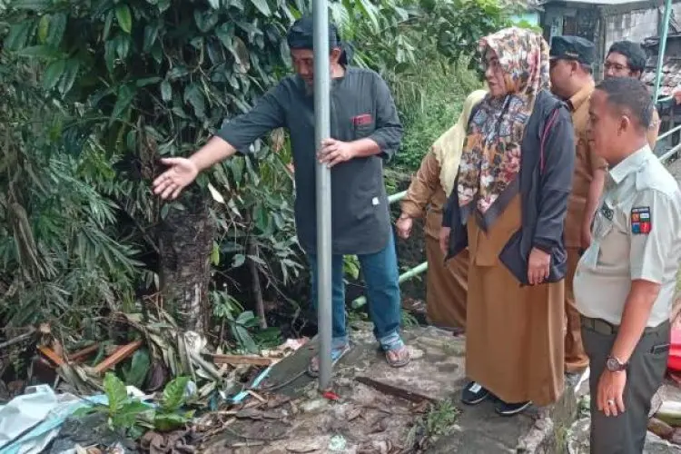 Syarifah Sofiah Tinjau TPS Rawan Bencana di Kota Bogor, Hasilnya TPS 14 Cilendek Barat Direlokasi