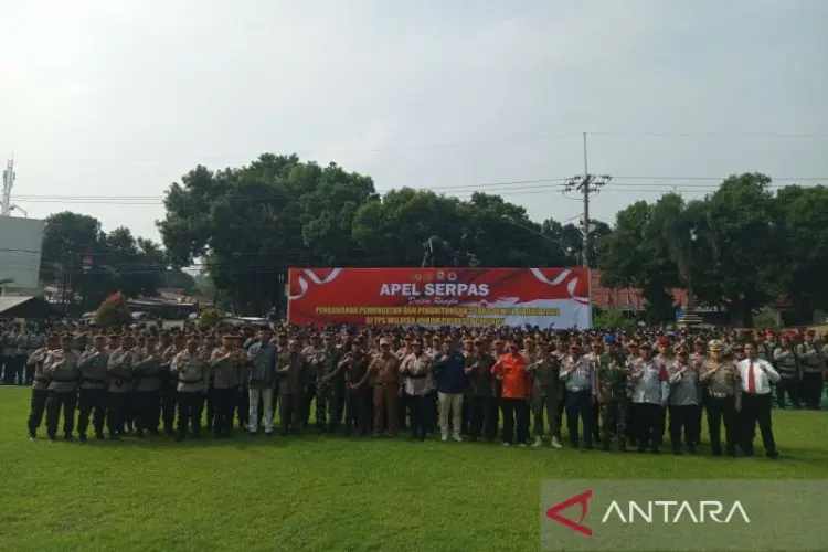 Polresta Cirebon Kerahkan 834 Personel untuk Pengamanan TPS Rawan
