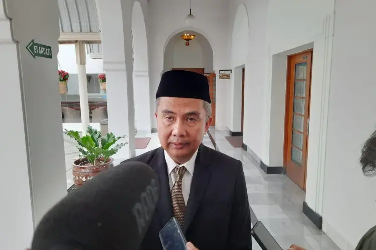 Bey Machmudin Janji Carikan Solusi, Sikapi Banjir Sumedang