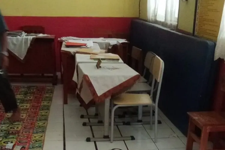 Terancam Longsor, Sekolah di Rongga Terpaksa Meliburkan Diri