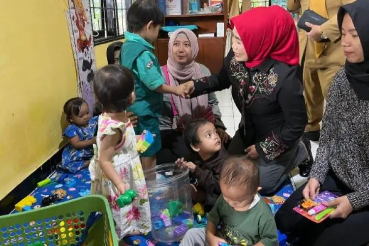 Masyarakat Kota Bandung Sambut Baik Pemberian Vitamin A