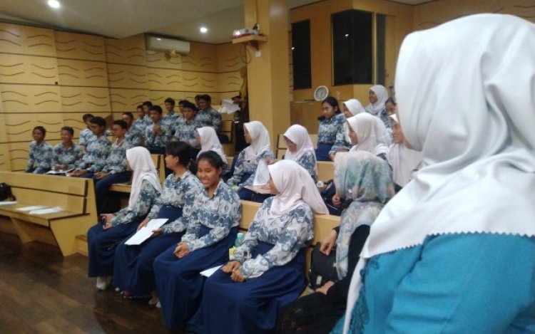 Pelatihan Jurnalistik SMPN 1 Cimahi Bakal Lahirkan Jurnalis Muda Lewat Buletin Berita Satu