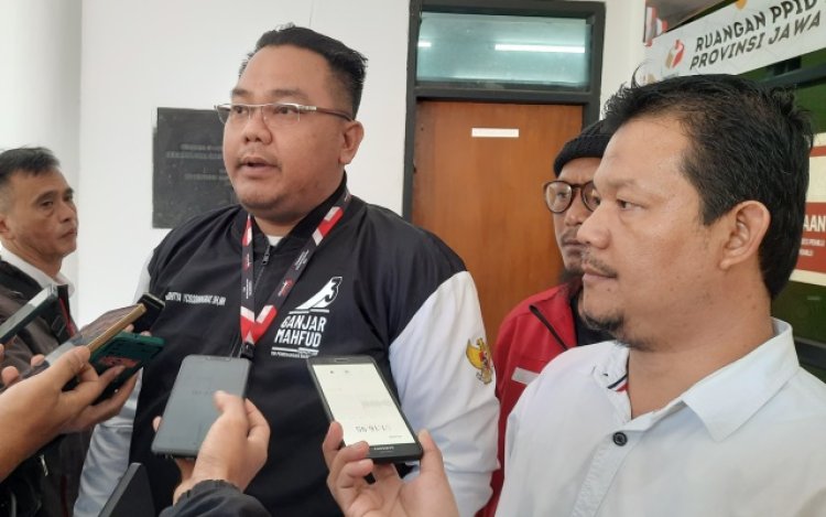 TPN Ganjar-Mahfud Laporkan KPU Kabupaten Cirebon ke Bawaslu Jabar