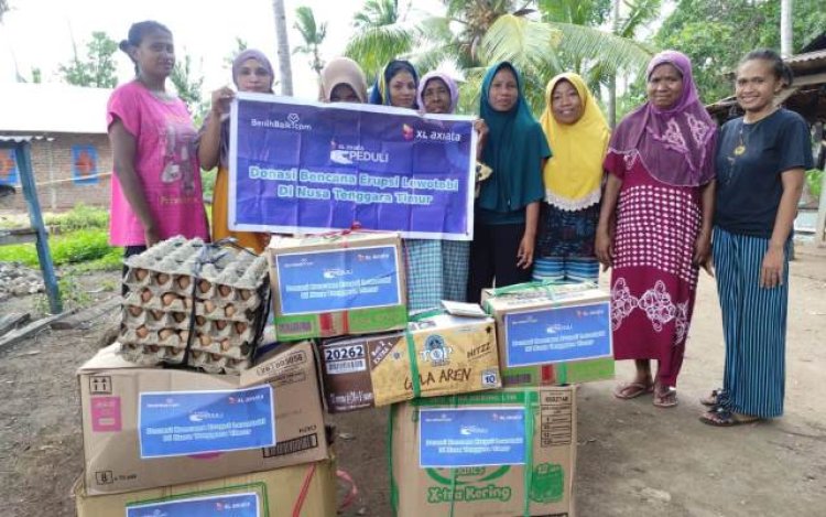 Gunung Lewotobi Nusa Tenggara Timur Erupsi, XL Axiata Salurkan Bantuan untuk Warga