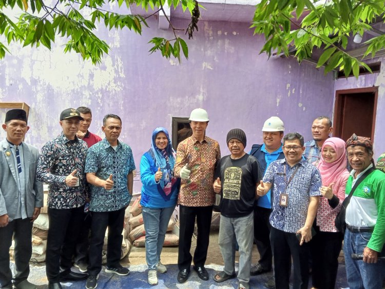 Pemkot, Tirta Pakuan dan BAZNAS Kota Bogor Berikan Septictank Gratis Untuk Warga Cikaret
