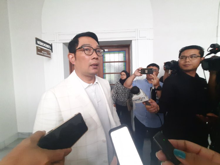 Pengamat Politik Sebut Ridwan Kamil Sedang Tebar Pesona