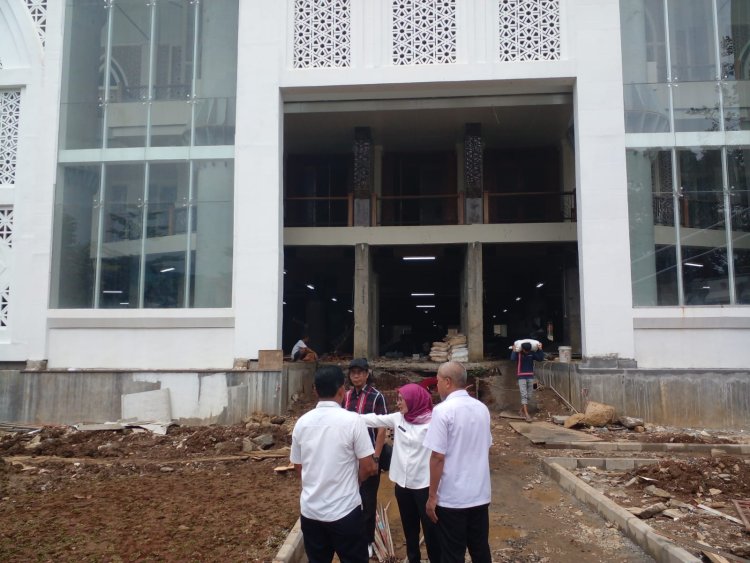 Proyek Masjid Agung Tak Kunjung Selesai, Kontraktor Terancam Kena Denda Miliaran Rupiah 