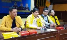 Jurnalis Berikan Penghargaan untuk Politisi Golkar Iswara Sebagai Pejuang Demokrasi